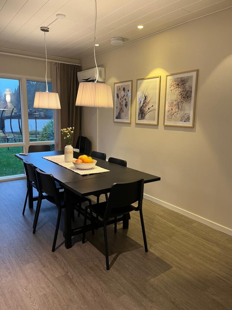 Ruokailutila Familar Ylöjärven tiloissa