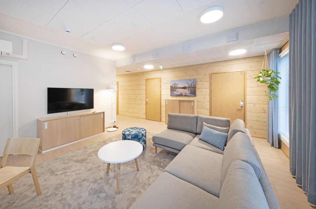 Olohuone, pyöreä pöytä