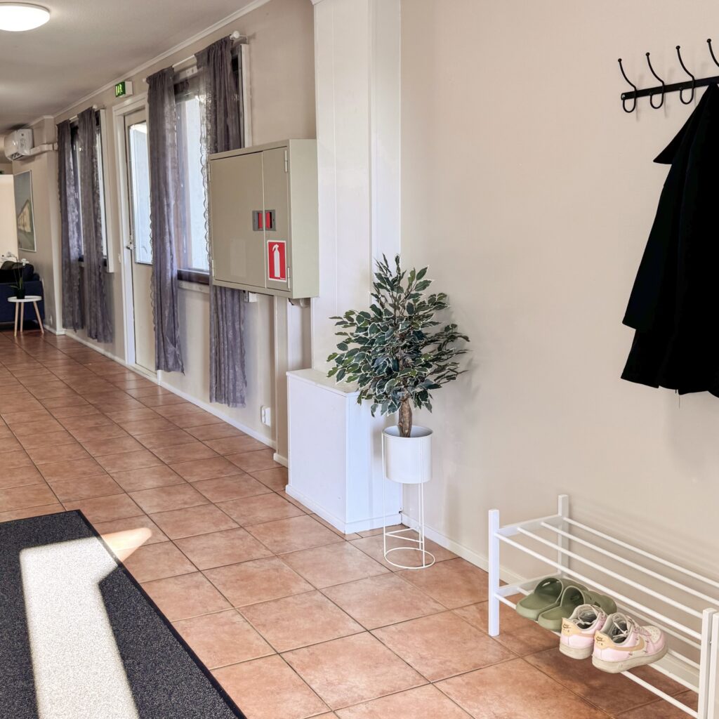 Nuorisokoti Nummela eteinen