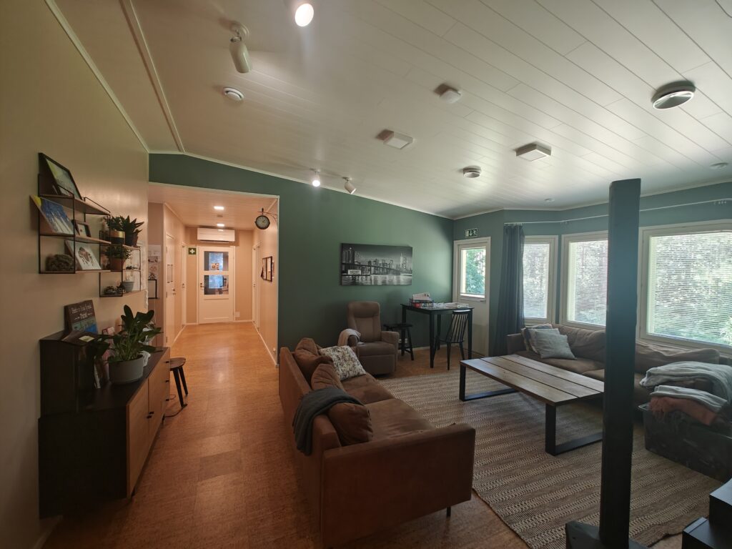 Familarin pienryhmäkoti Vennin olohuone