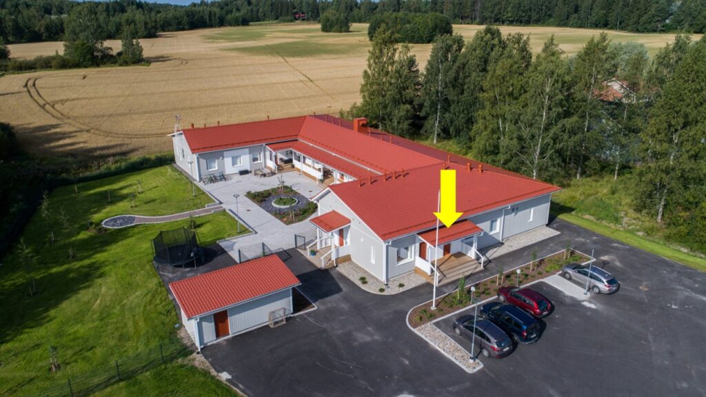 Yksikkö ylhäältä päin